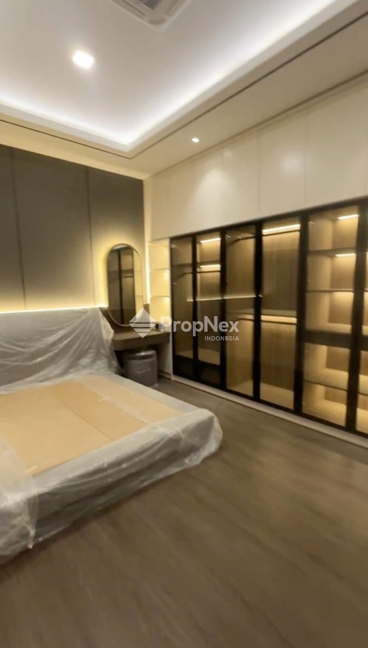 Rumah Royal Residence — foto 2